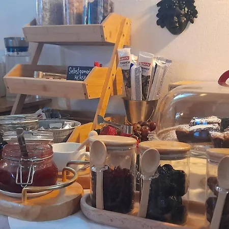 Homesuitehome-2